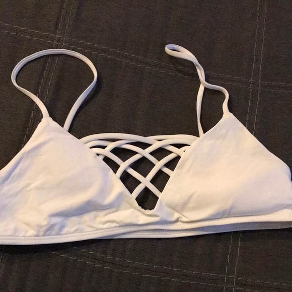 White - Picture 1 of 2